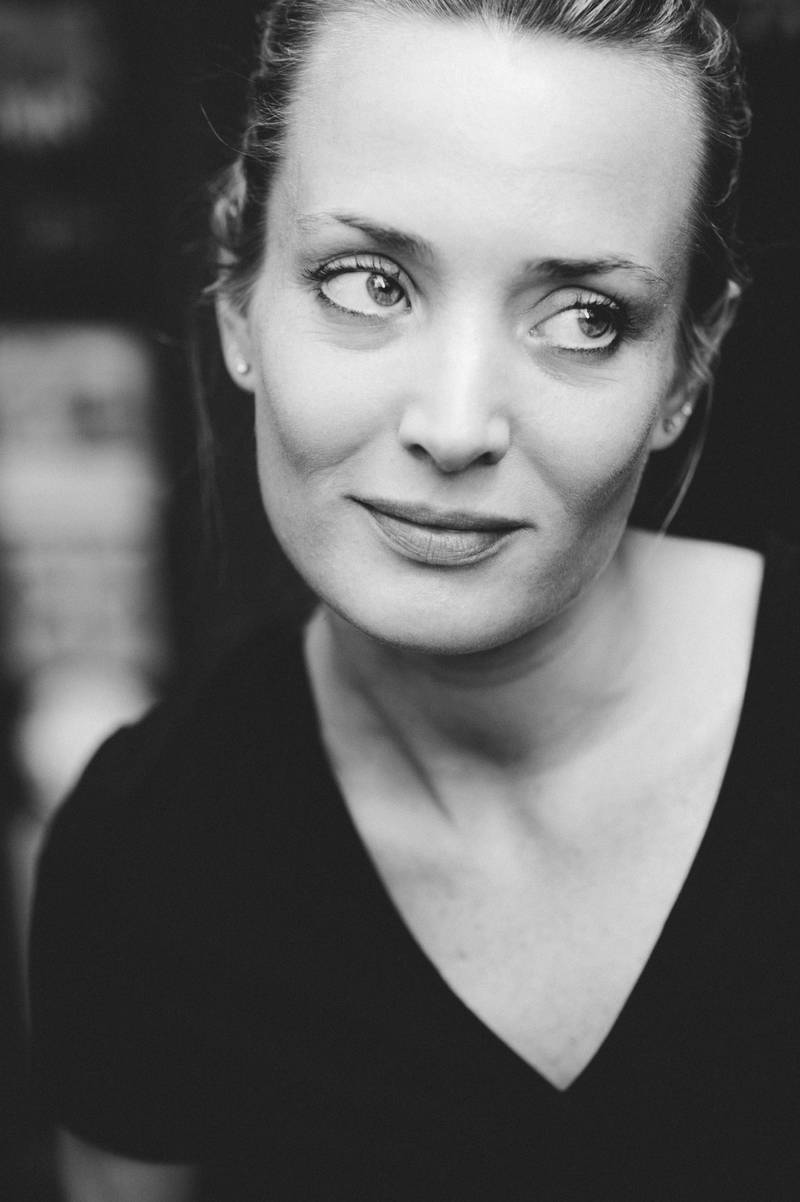 Caroline Besson : portrait d'une comédienne • Jérémy Le Mardelé ...