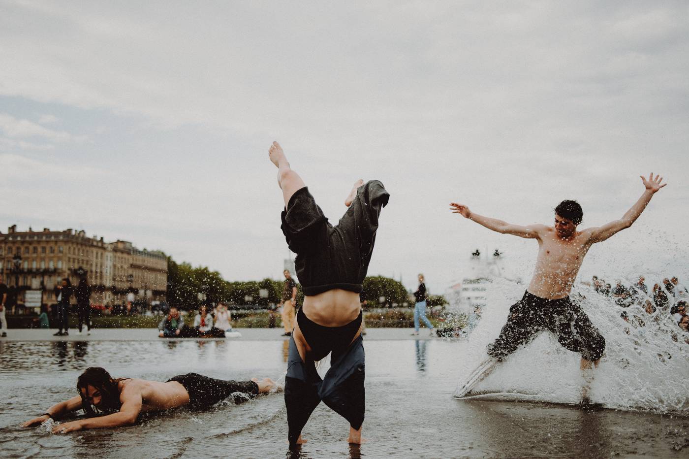 Bordeaux, danse sur le miroir d'eau