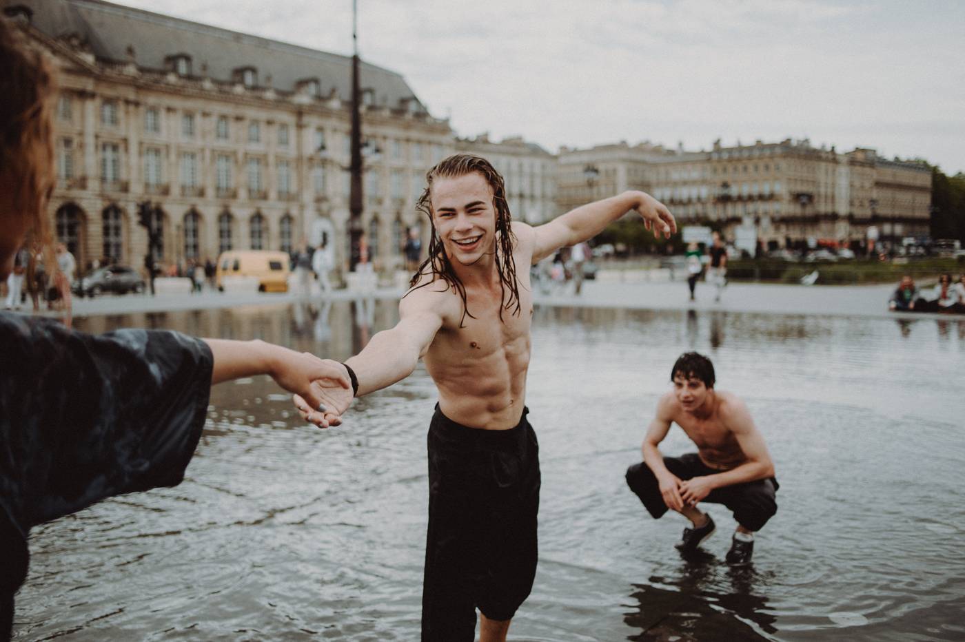 Bordeaux, danse sur le miroir d'eau