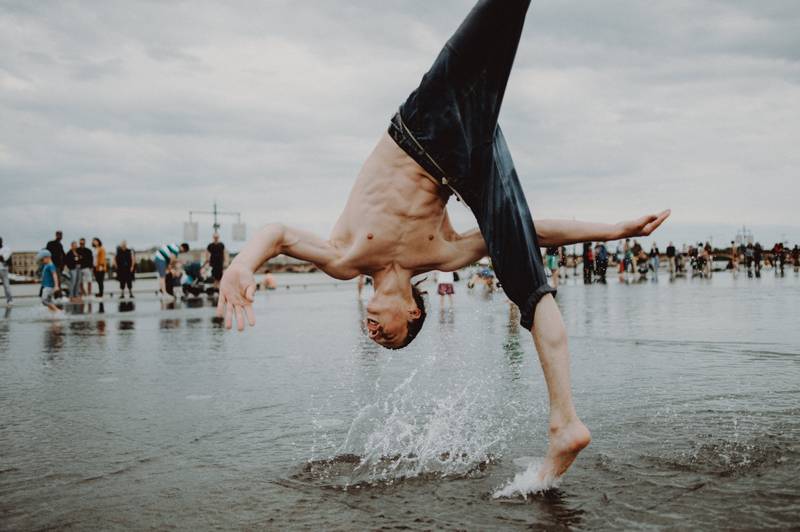 Bordeaux, danse sur le miroir d'eau