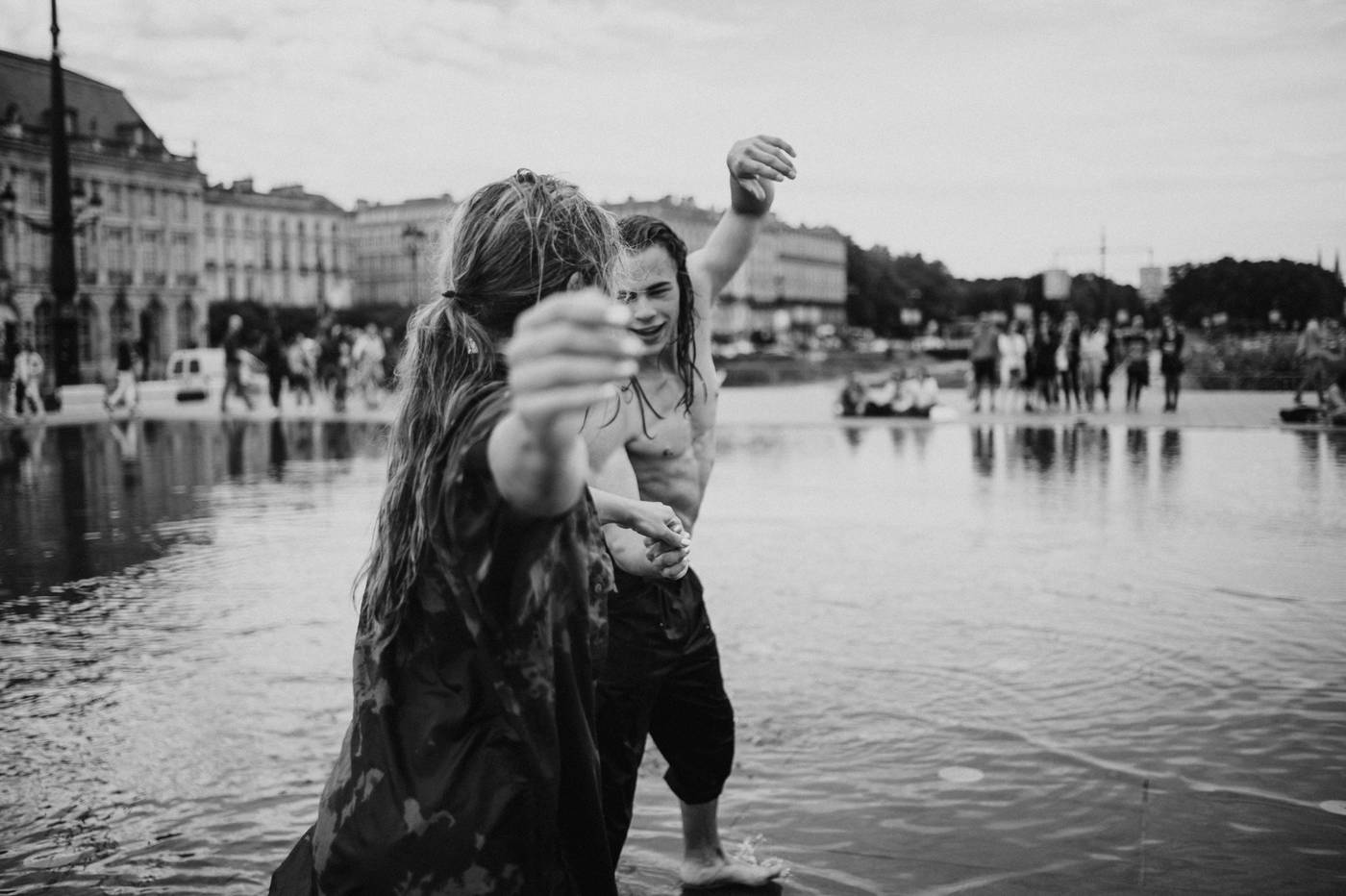 Bordeaux, danse sur le miroir d'eau