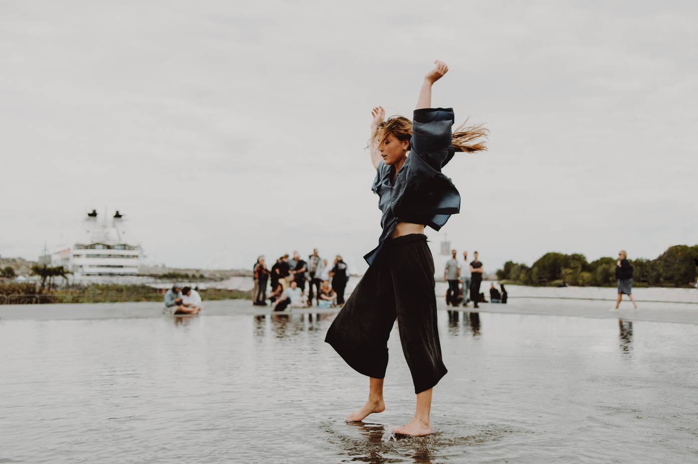 Bordeaux, danse sur le miroir d'eau