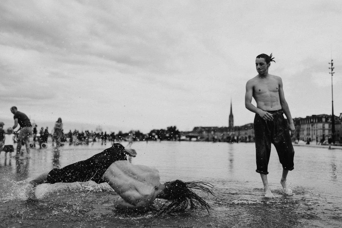 Bordeaux, danse sur le miroir d'eau